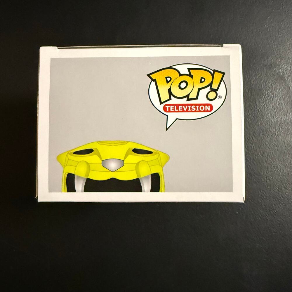 Funko Pop - Power Rangers - Yellow Ranger (Metallic) #362 - GameStop Exclusive - Picture 5 of 6